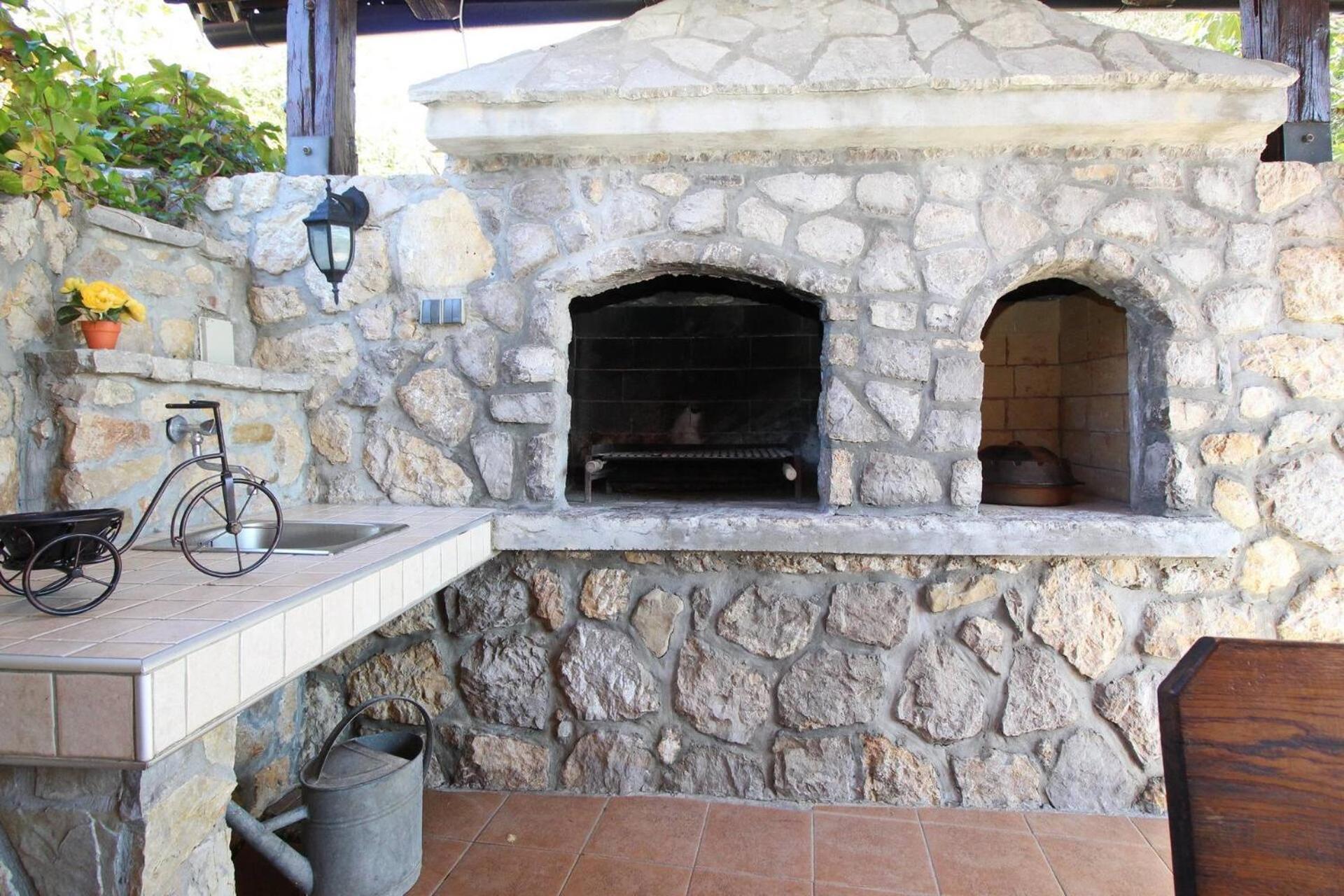 באסקה Villa Katarinini Dvori מראה חיצוני תמונה